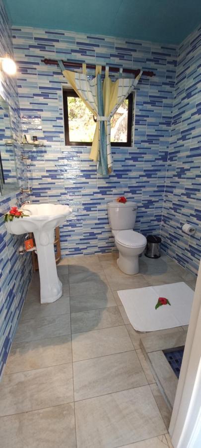 Les Elles Guesthouse Self Catering Baie Lazare  Bagian luar foto
