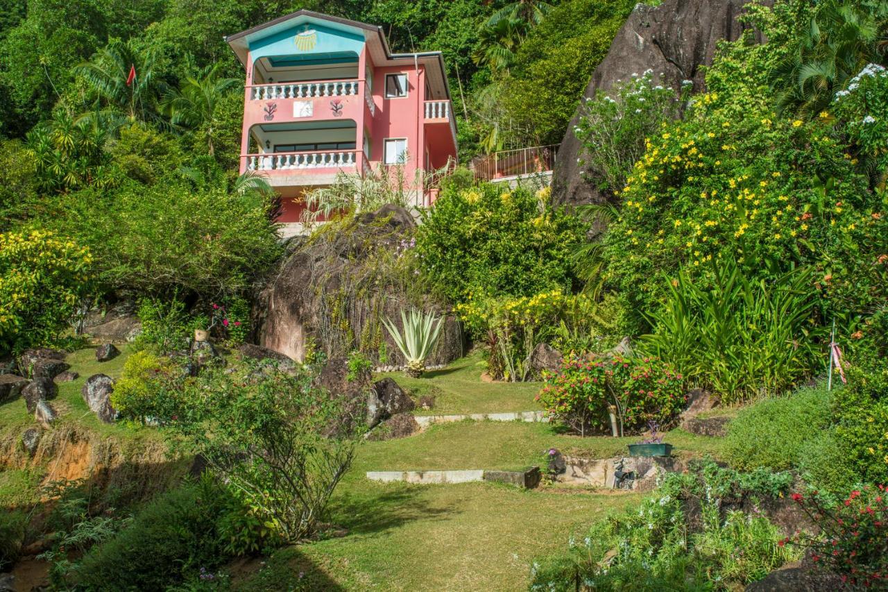 Les Elles Guesthouse Self Catering Baie Lazare  Bagian luar foto