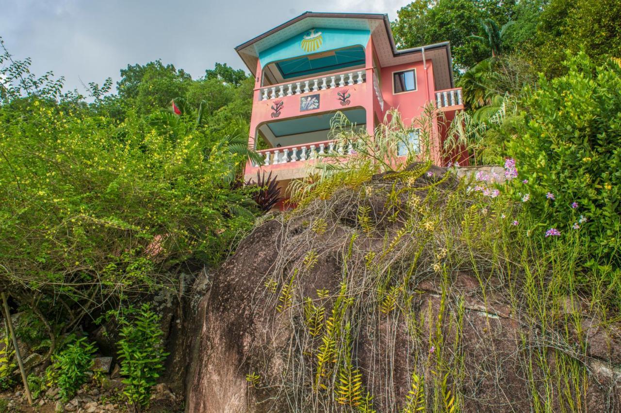 Les Elles Guesthouse Self Catering Baie Lazare  Bagian luar foto